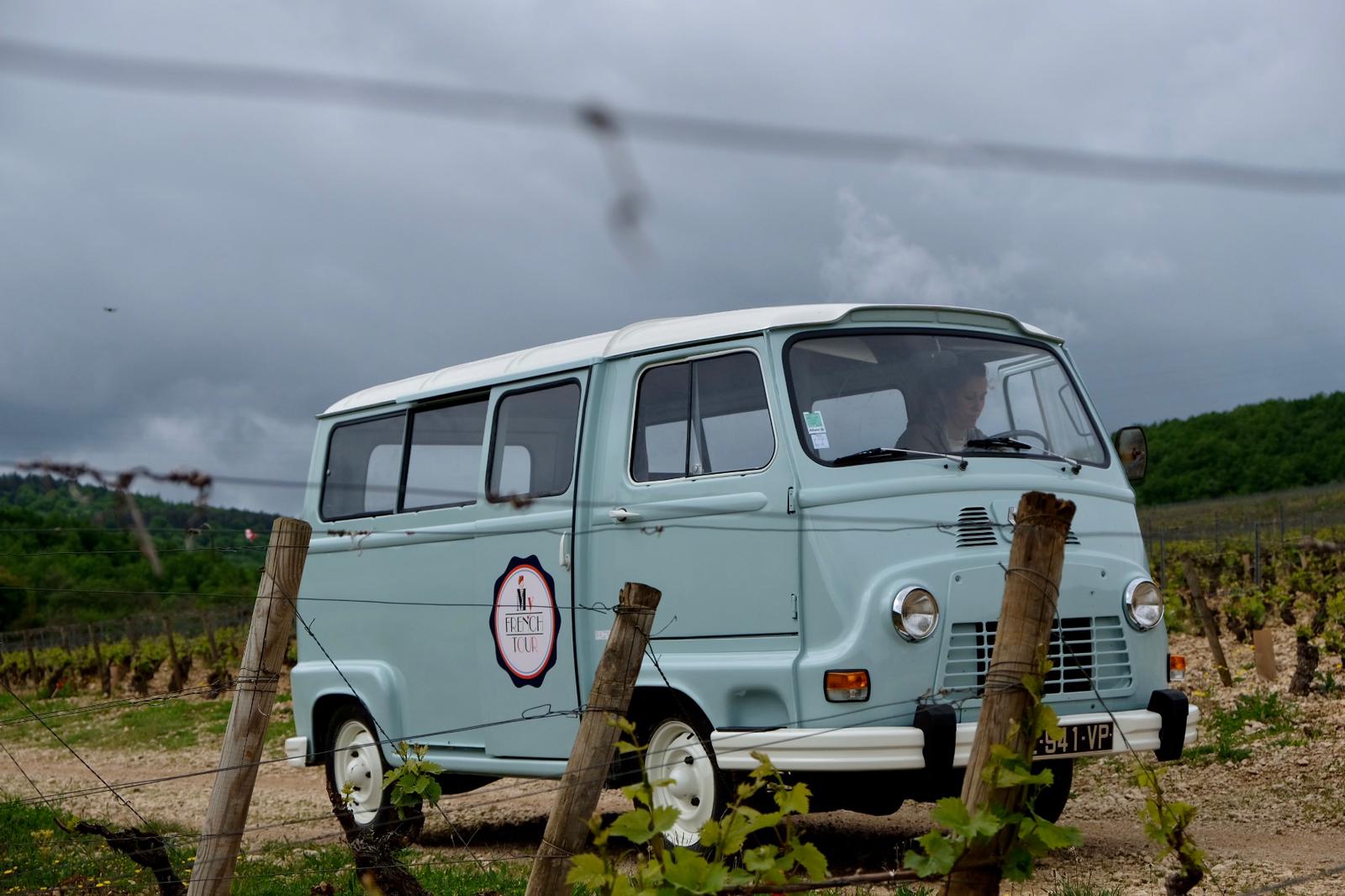 Balades en vehicule vintage en Bourgogne