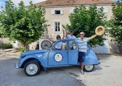 Découvrez la Bourgogne et son vignobles. Réservez un tour insolite et explorez la route des vins de Bourgogne.