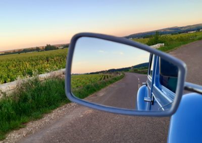 Vivez une expérience insolite en Bourgogne Balades dans le vignoble en véhicule vintage