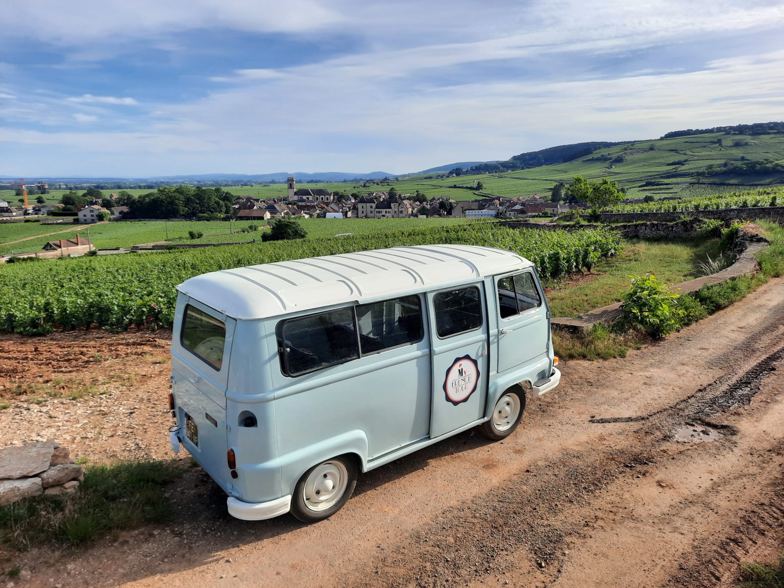 Visite insolite en groupe dans le vignoble à Beaune en Bourgogne